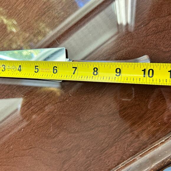 Vintage Pie & Cake Server with Butterscotch Bakelite Handle – 10” Spatula Knife - Picture 6 of 6